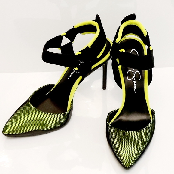 jessica simpson gazella pump